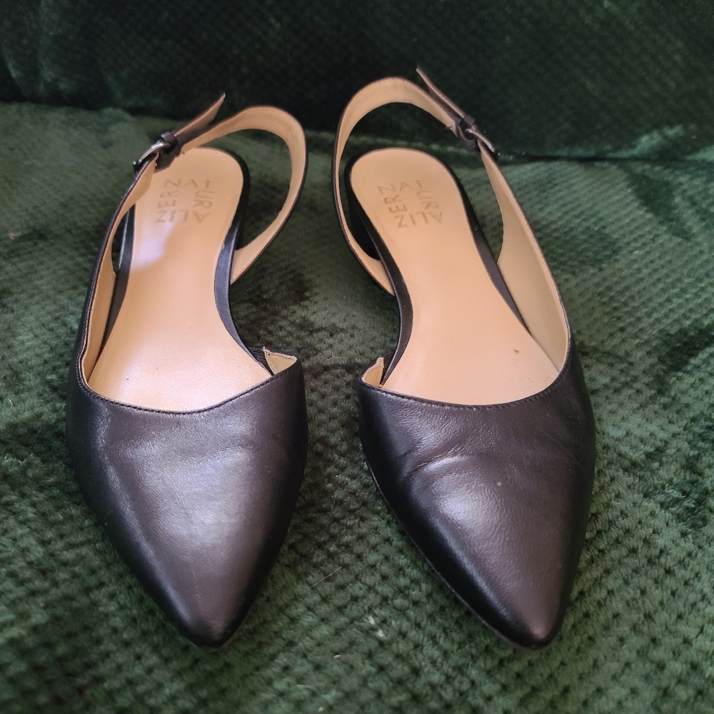 Black slingbacks